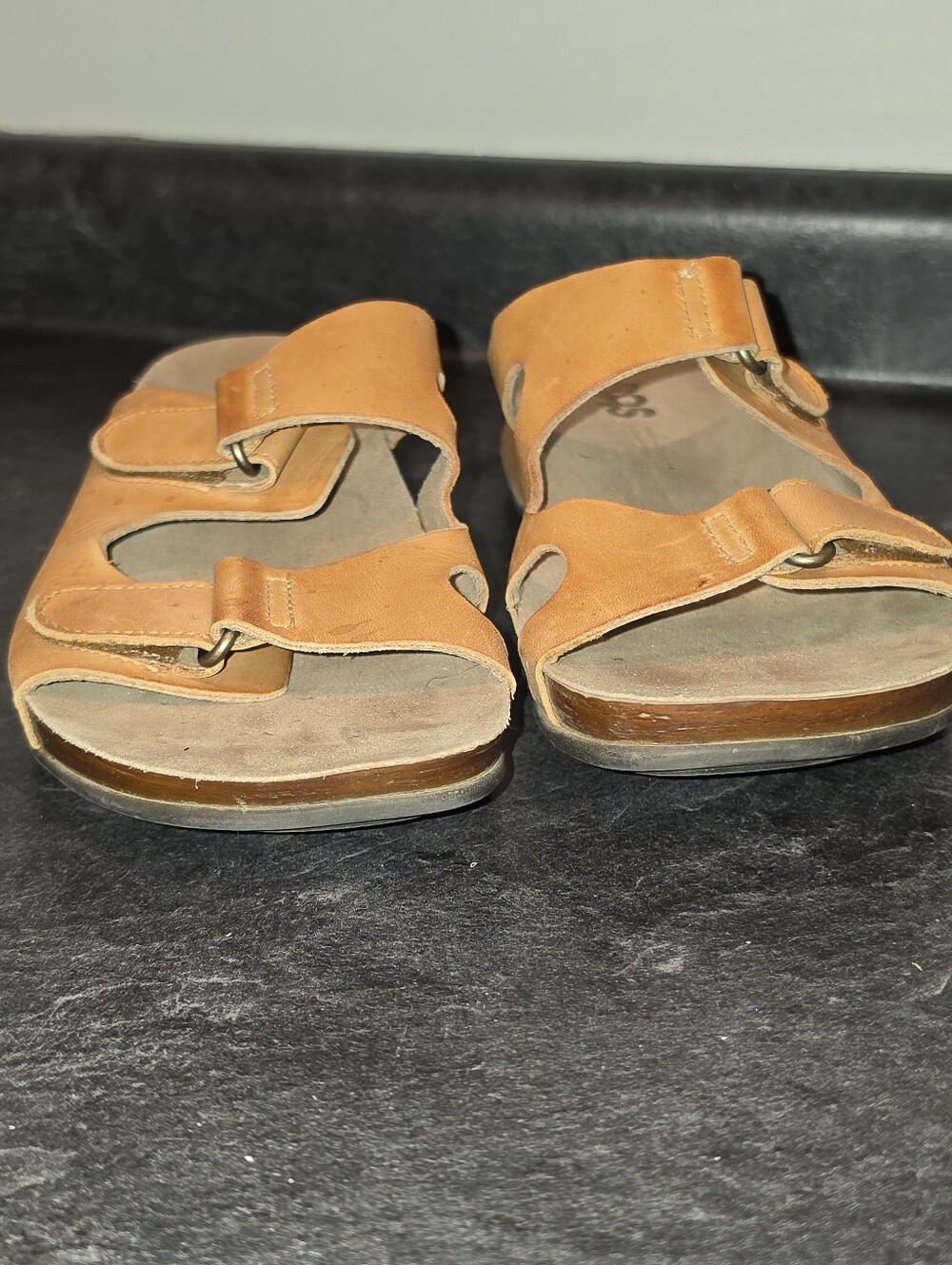 SAS Women’s Size 9 Tan Leather Dual-Strap Slide Sandals - Picture 2 of 7